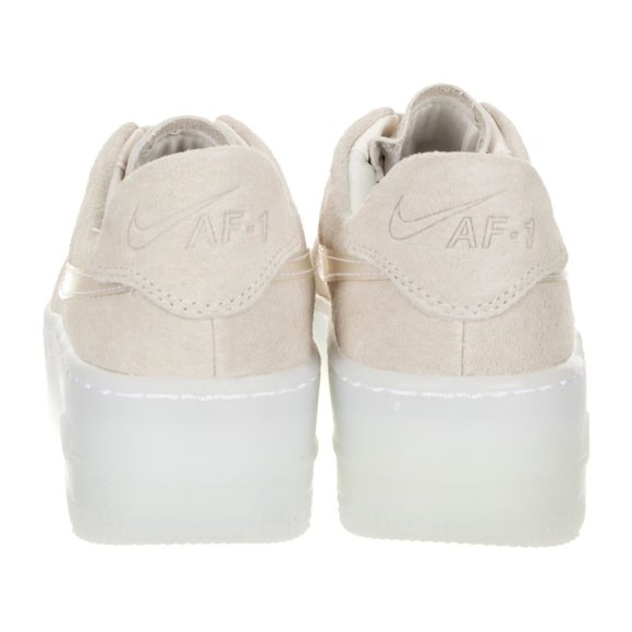 Air Force 1 Sage Low LX - Picture 4 of 11